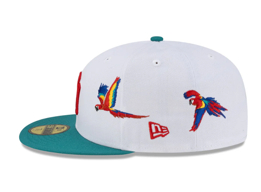 MLB New York Yankees Team White and Blue Cap with Flat Brim. American Hip-hop Casual Multi-purpose Baseball Cap. New/Era Embroidered Design