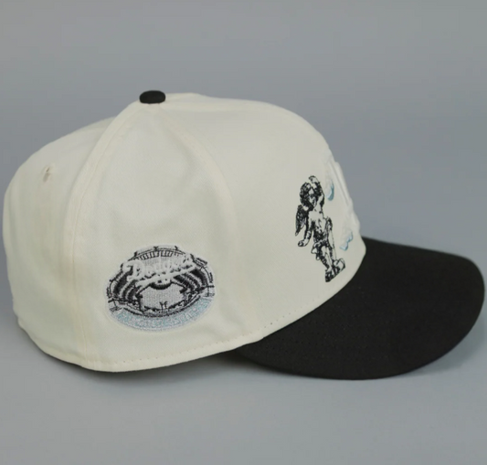 MLB Los Angeles Dodgers - Angel Embroidery - White - New/Era Adjustable Baseball Cap