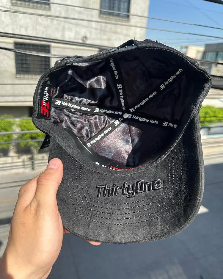 Cross-Dandy-Black Edition - Leader