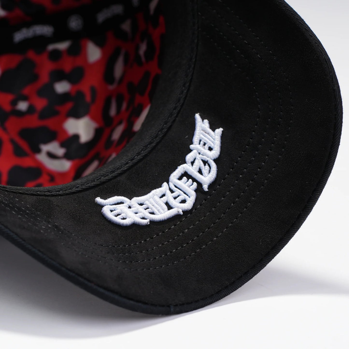 Major League Baseball of The United States - Gorra Lost Dandy Hats Original - Black - A Specially Designed Hat with Worn-out Style, Featuring An Integrated NFC Scanning Function, and A Special Adjustable Brim Baseball Cap