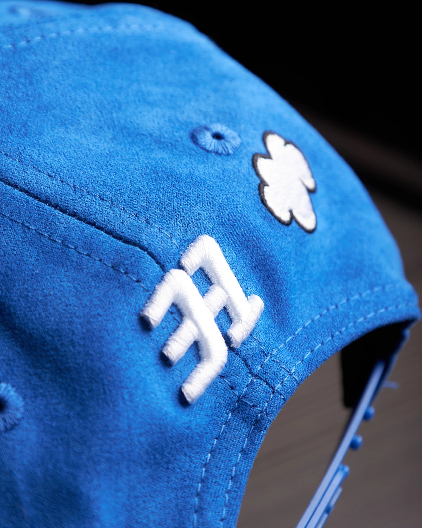 Los Angeles Dodgers of The Major League Baseball in The United States - Cloud-patterned Hat, Powerful Uniform, Specially Designed Worn-out Style Hat, Hat with Integrated NFC Scanning Function, Special Adjustable Brim Baseball Cap