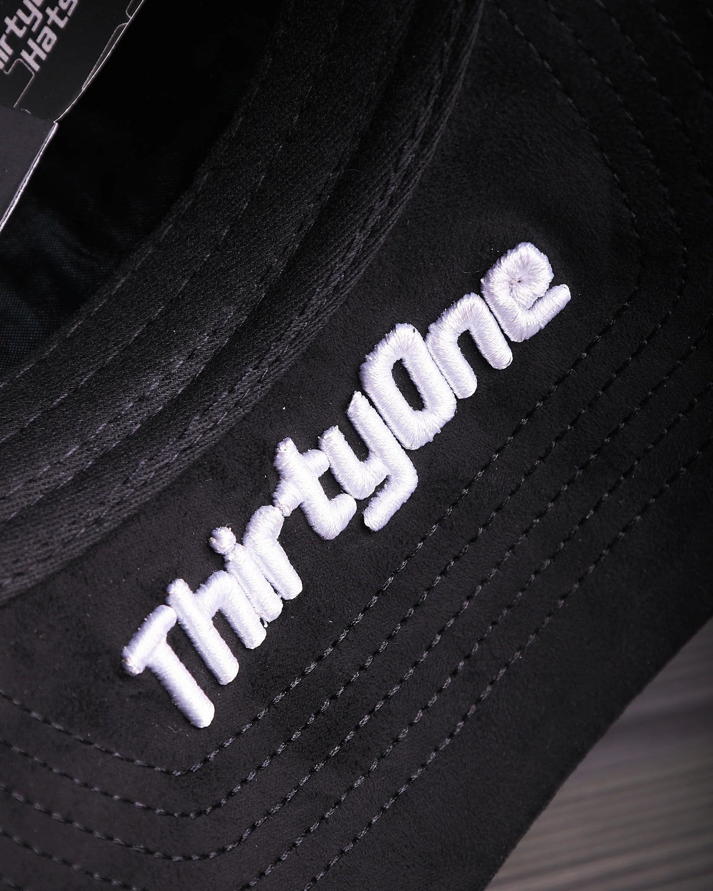 Tailoring - _New York Black Crystal Style