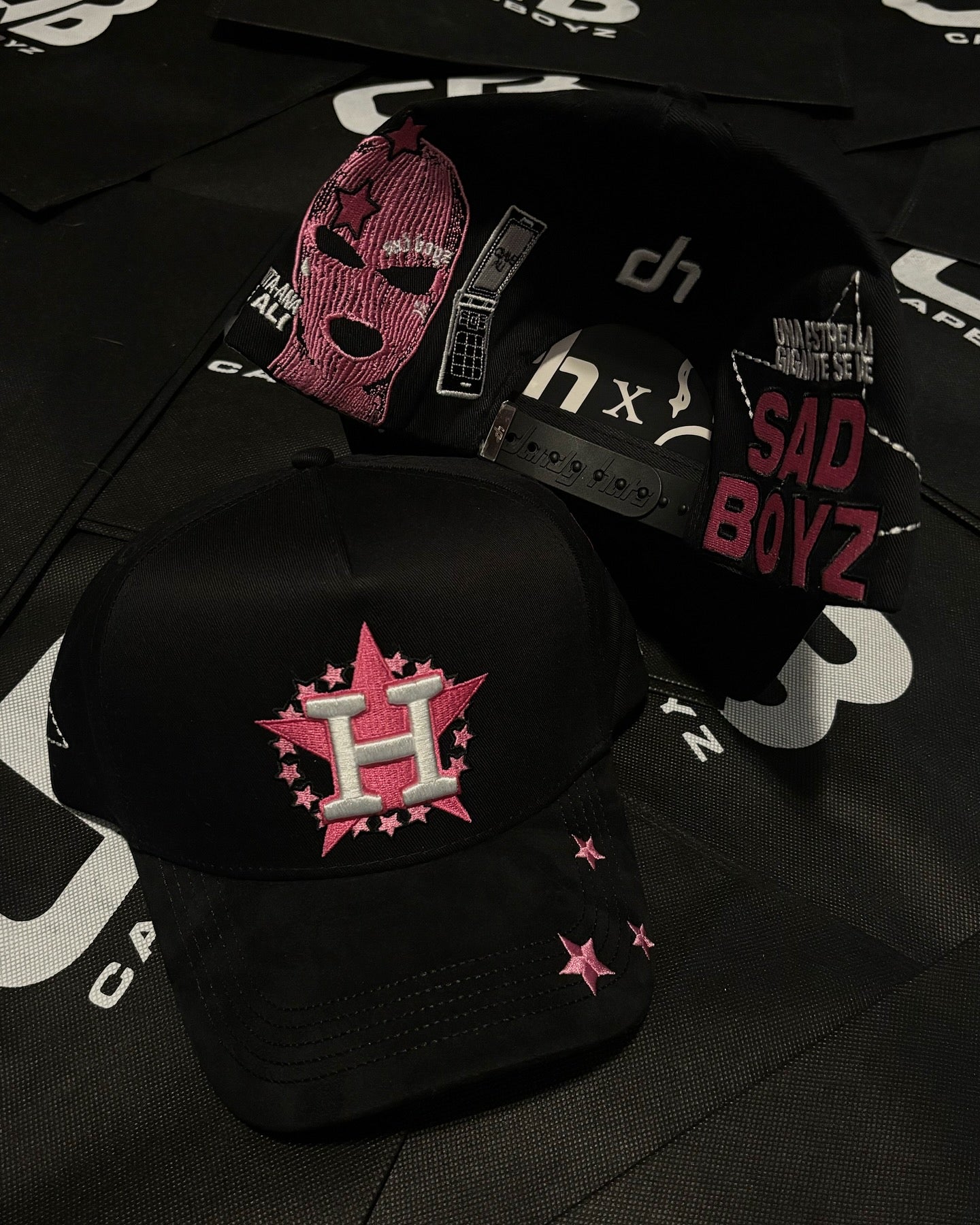 Major League Baseball - Houston Astros - Dandy X Junior H "Clave Ali" Hats - Black - A Specially Designed Hat with Worn-out Style. Hat with Integrated NFC Scanning Function. Special Edition Adjustable Brim Baseball Cap