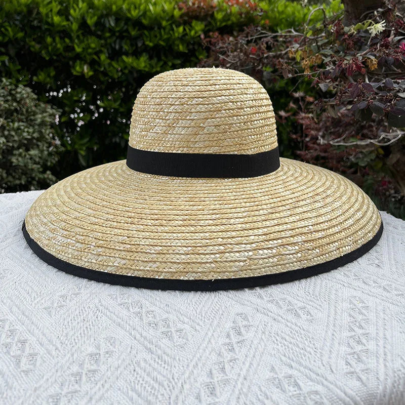 Ladies Sun Fedora Hats Hepburn hat Shiny Straw Hat European American Retro Gold Braided Female Sunshade Flat Sequins Hat