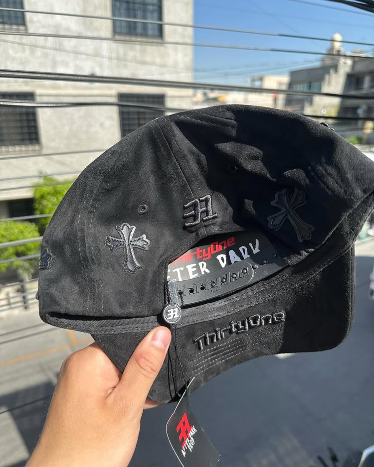 Cross-Dandy-Black Edition - Leader