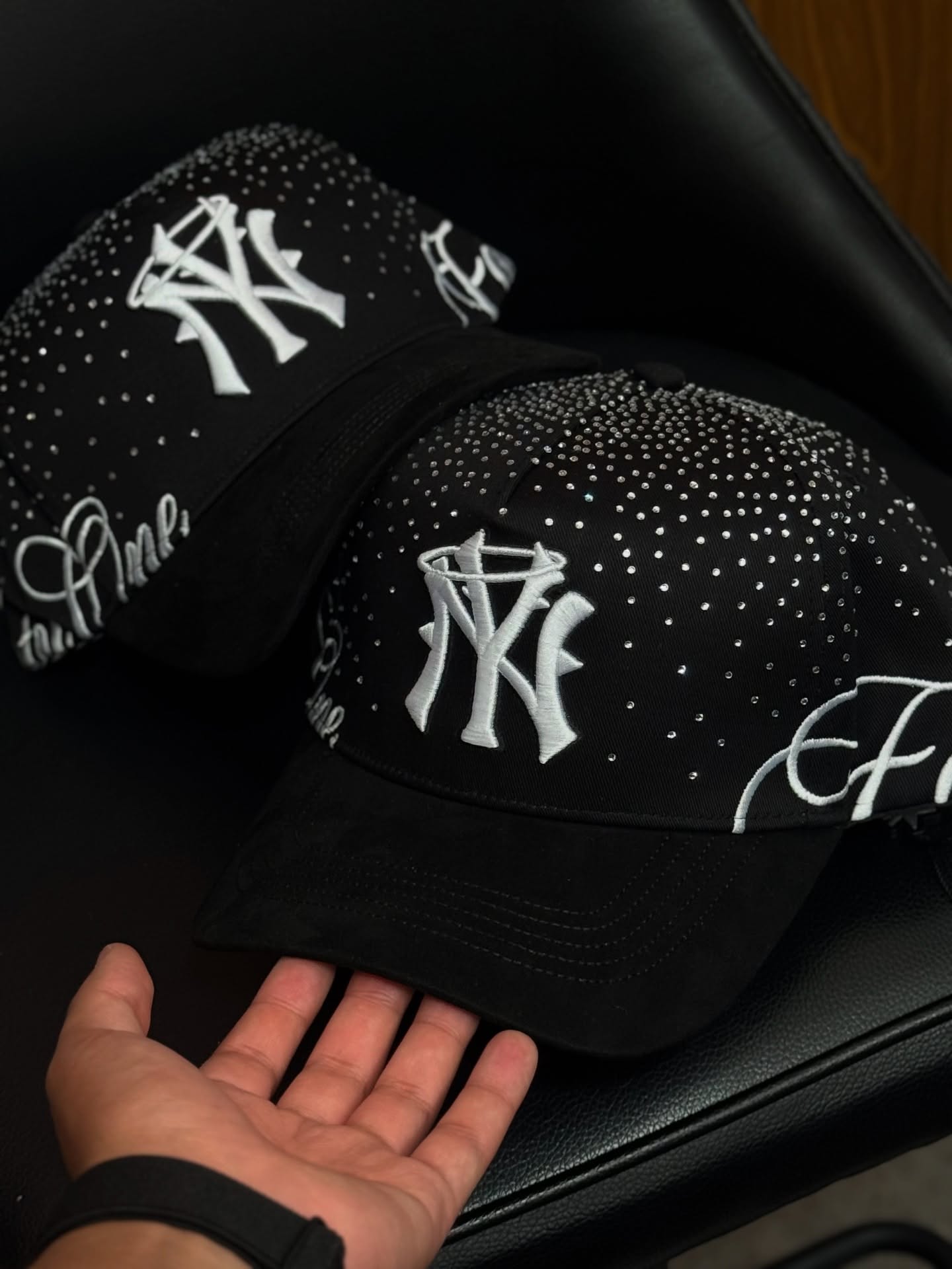 Major League Baseball in the United States - New York Yankees - Dandy - With diamond embroidery design - Black - Special designed baseball cap - Integrated chip scanning cap - Special edition adjustable brim baseball cap