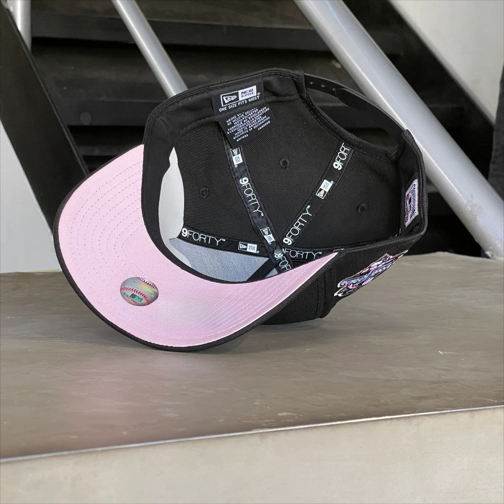 Major League Baseball New York Yankees 2000 World Series Murakami Flowers Edition A-Frame Adjustable Snapback Caps
