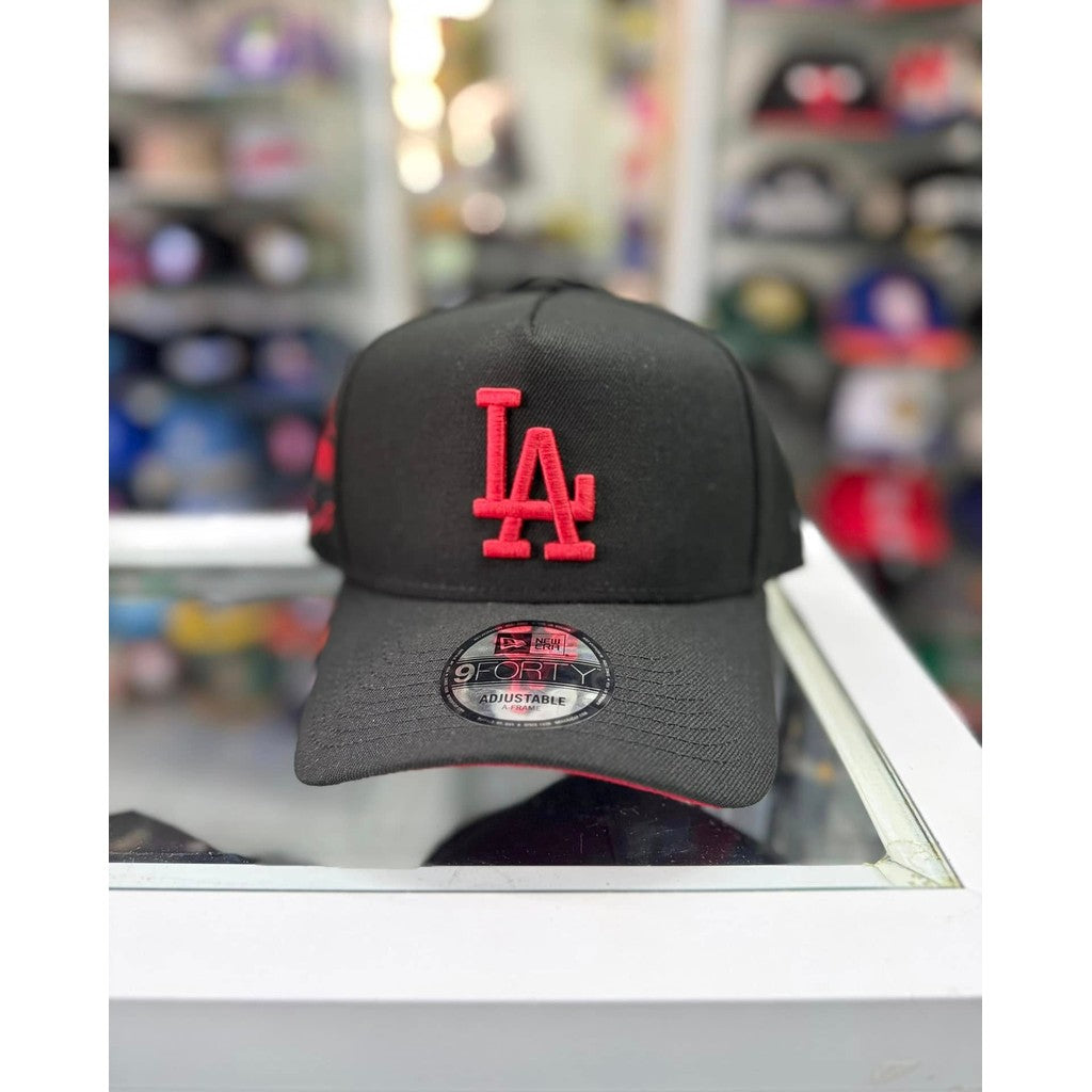 Major League Baseball Los Angeles Dodgers Black &Red Black Uv Red A-Frame Adjustable Snapback Cap Hip-Hop Curved Brimmed Baseball Cap