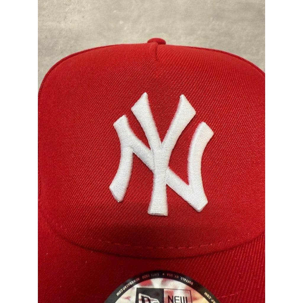 Major League Baseball New York Yankees World Series Side NY Team Logo Magic Hat Edition A-Frame Adjustable Snapback Caps