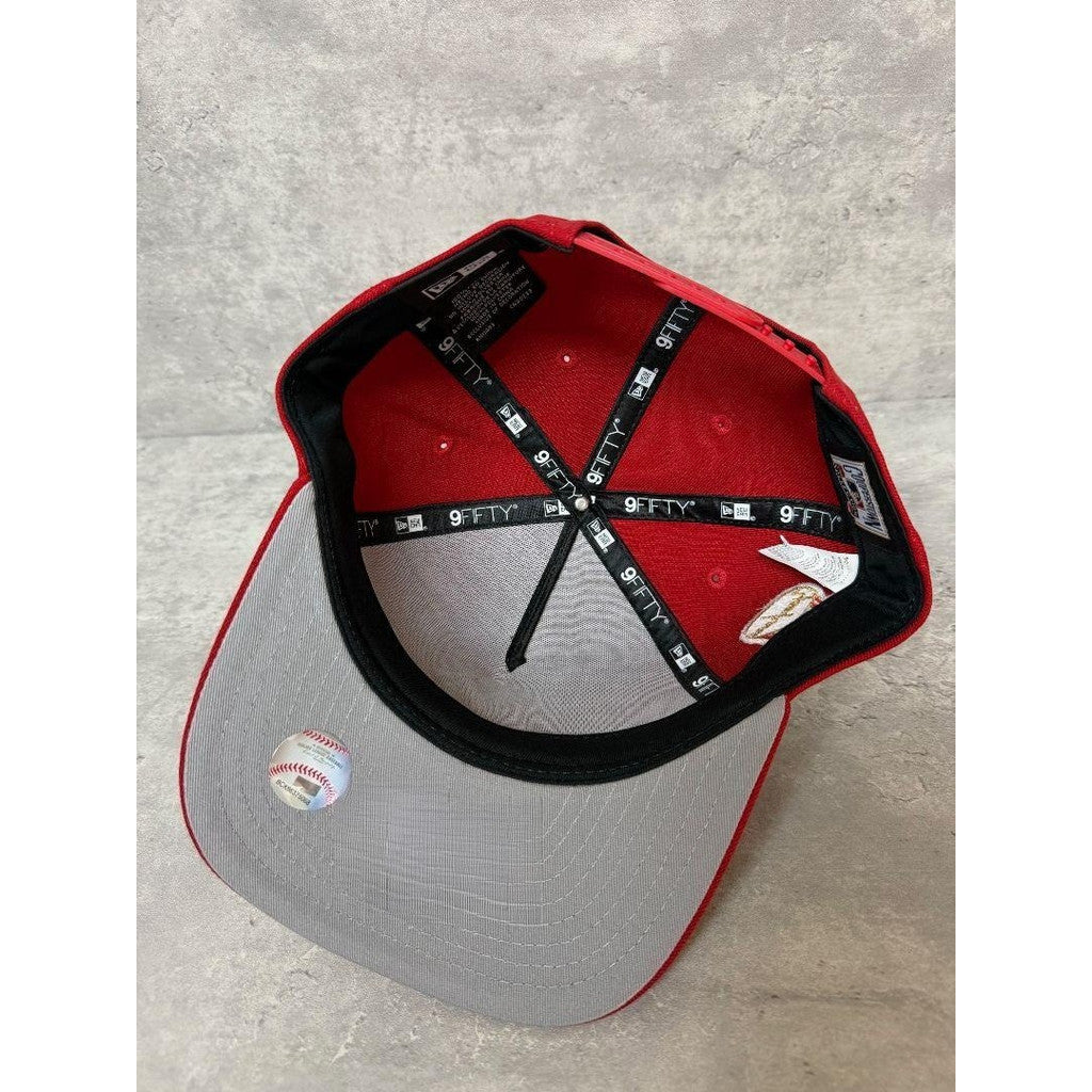 Major League Baseball New York Yankees World Series Side NY Team Logo Magic Hat Edition A-Frame Adjustable Snapback Caps