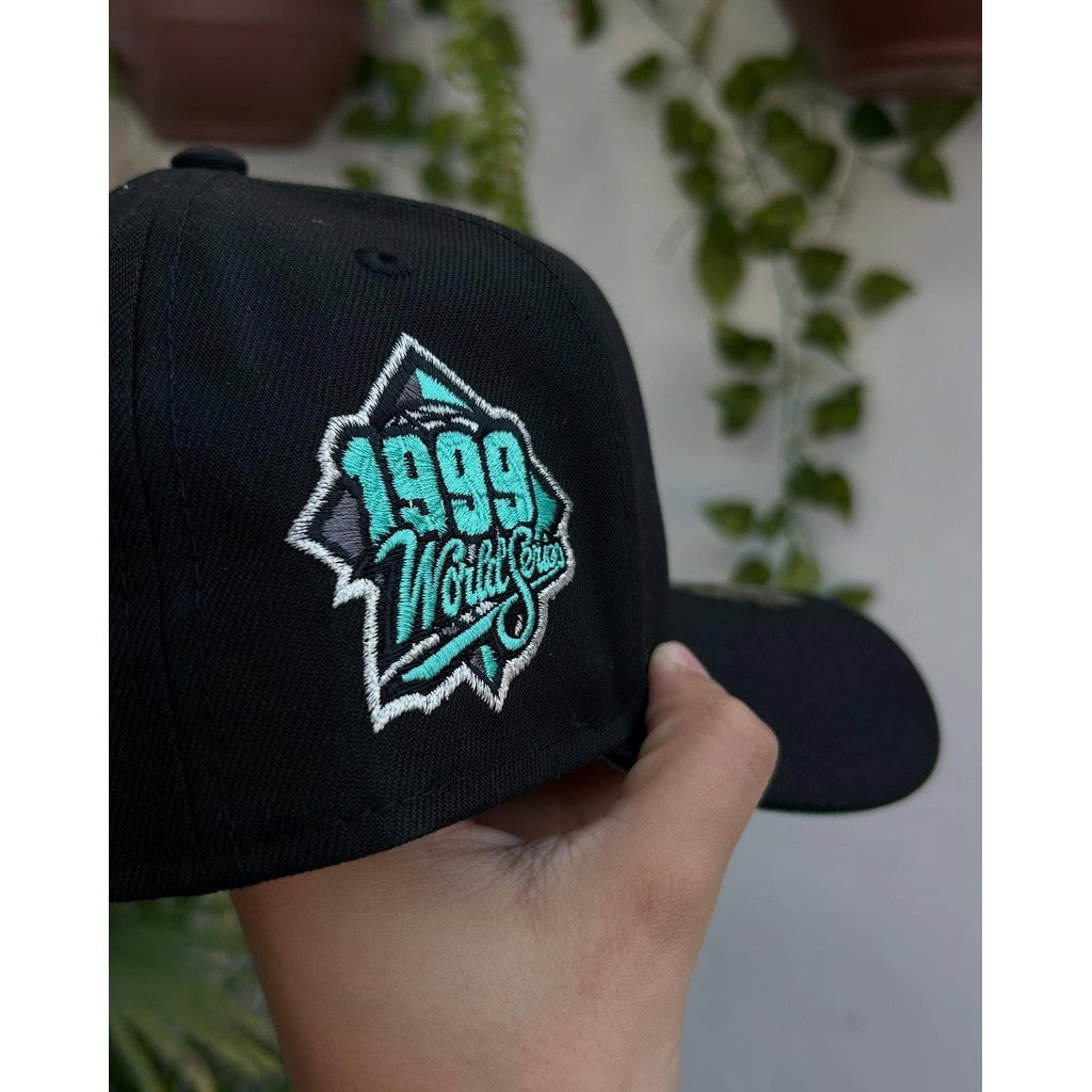 Major League Baseball New York Yankees 9f0rty A-Frame Black & Tiffany Blue 1999 World Series Adjustable Snapback Caps