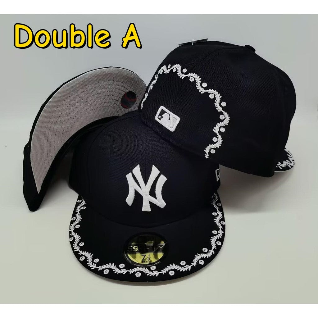 Major League Baseball New York Yankees Low Profile Floral Fitted Hat Lace Embroidered Flat Brimmed Casual Baseball Cap